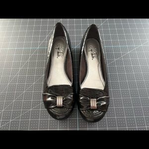 Life stride dress flats in black